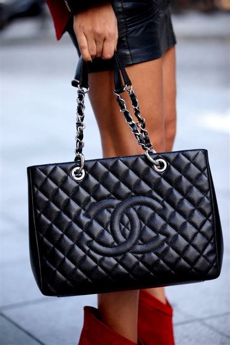 small chanel handbags outlet.